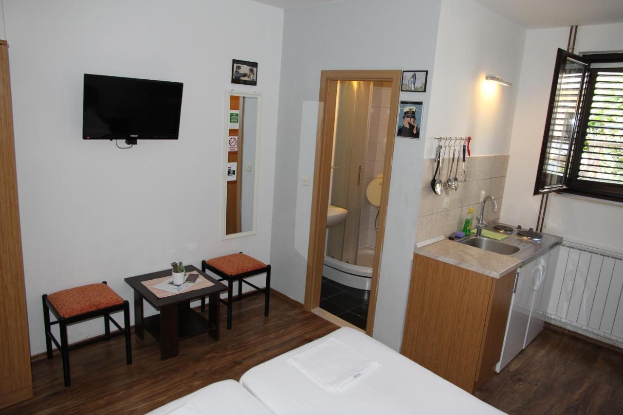Obradovic Rooms & Apartments Makarska Luaran gambar