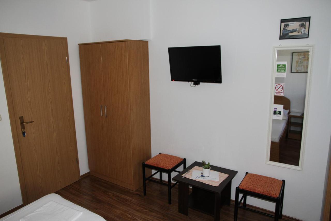 Obradovic Rooms & Apartments Makarska Luaran gambar