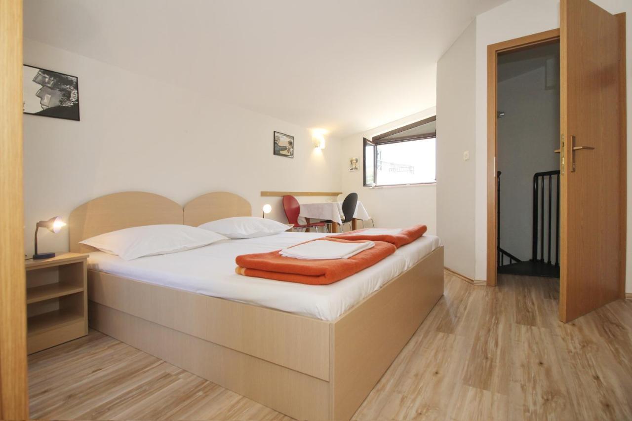Obradovic Rooms & Apartments Makarska Luaran gambar